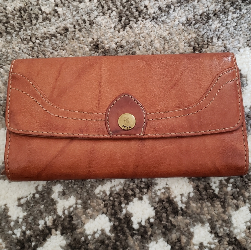 FRYE Wallet